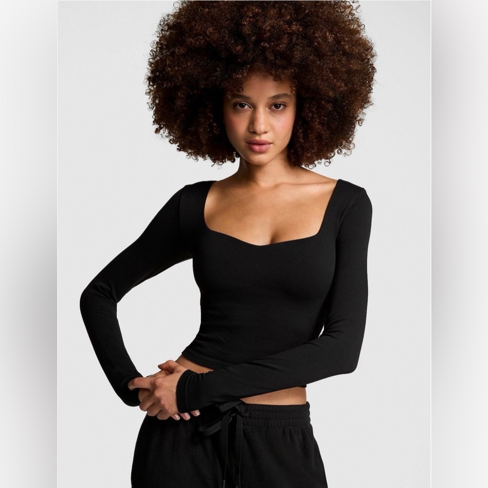 PINK Victoria's Secret Black Square-Neck soft seamless Notched Long Sleeve Top